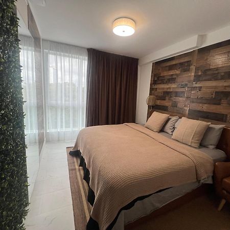 Miami Wood Apart Hotel New 2024 - Private Terrace - Free Garage - Beach 5 Min Холивуд Екстериор снимка