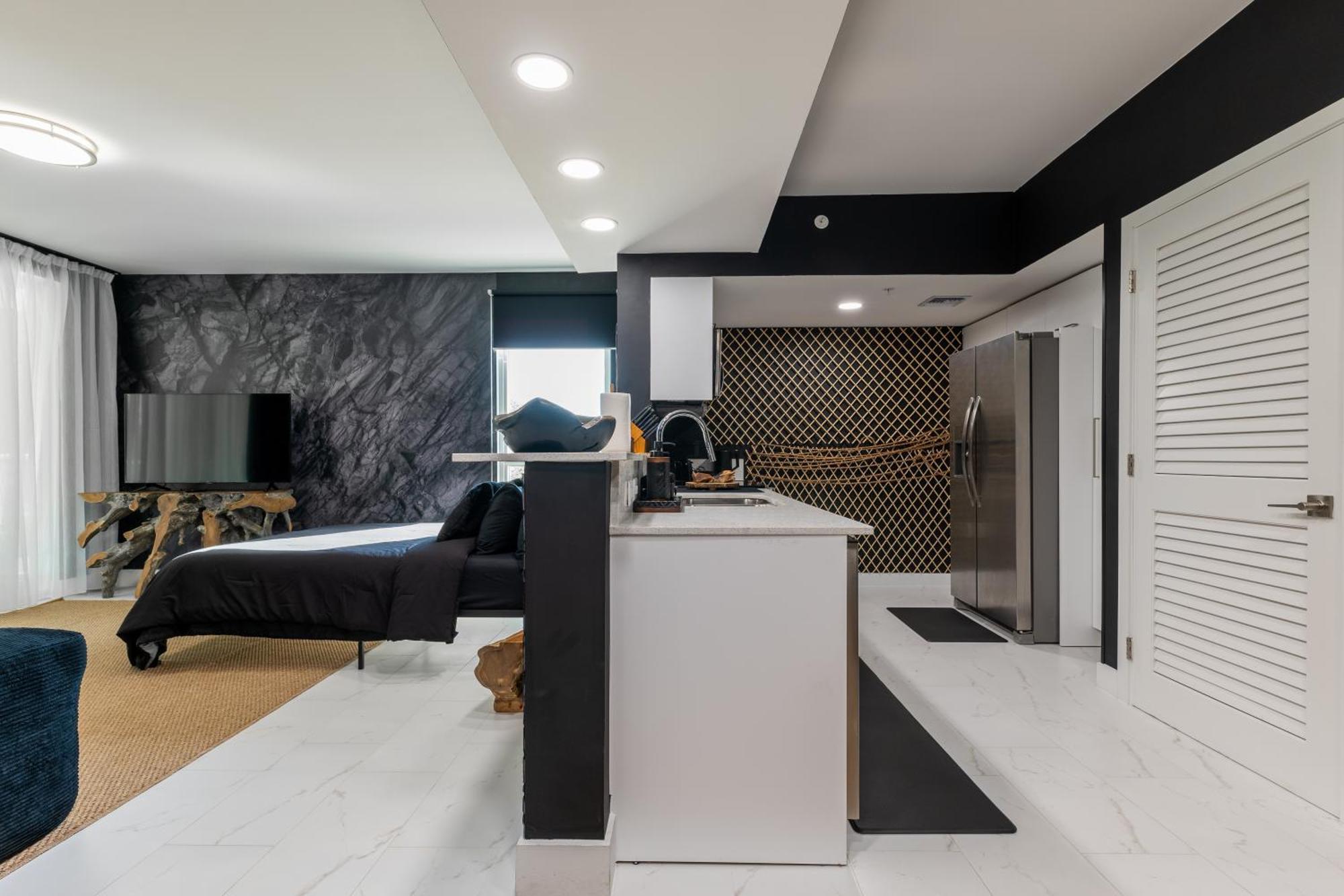 Miami Wood Apart Hotel New 2024 - Private Terrace - Free Garage - Beach 5 Min Холивуд Екстериор снимка