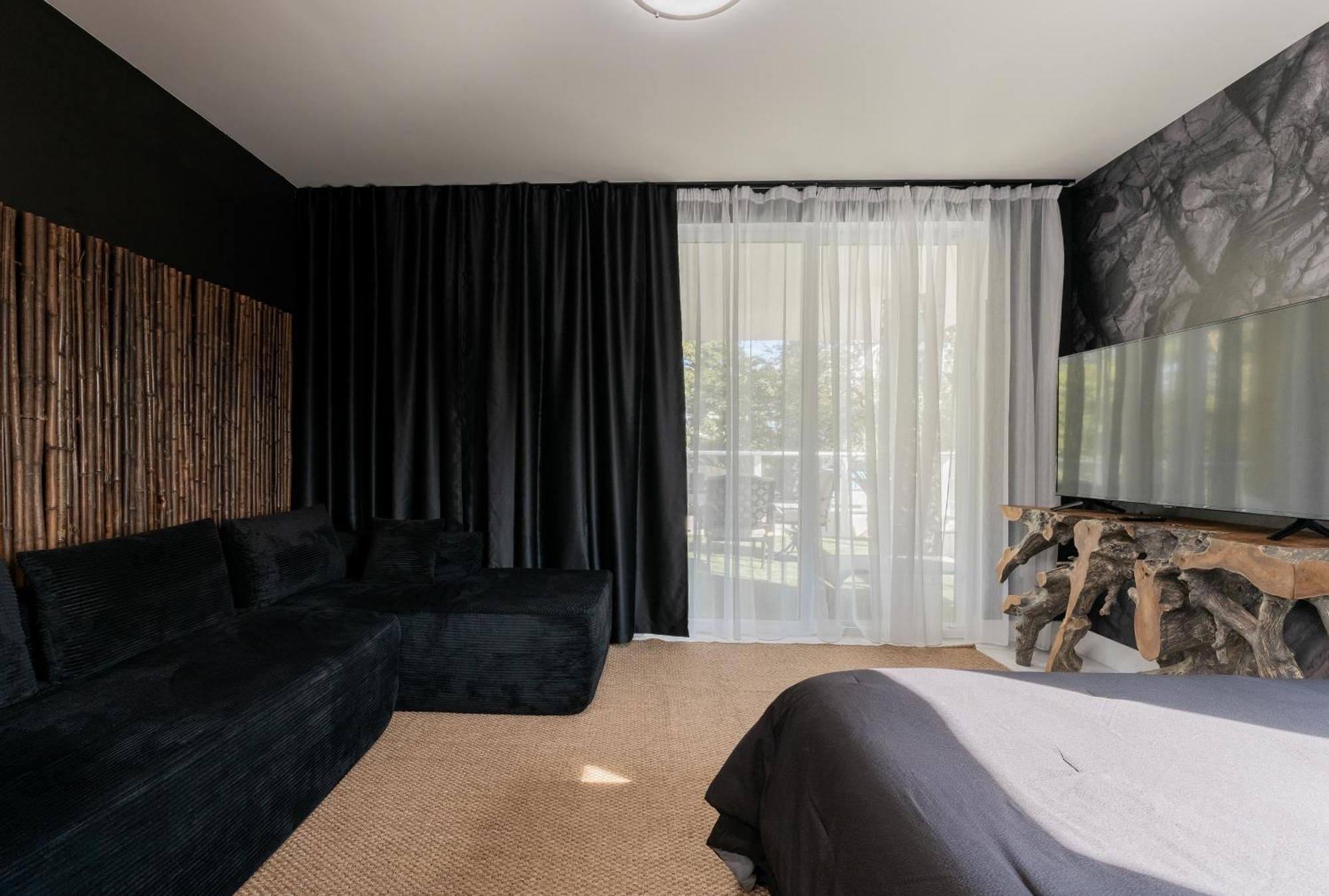 Miami Wood Apart Hotel New 2024 - Private Terrace - Free Garage - Beach 5 Min Холивуд Екстериор снимка