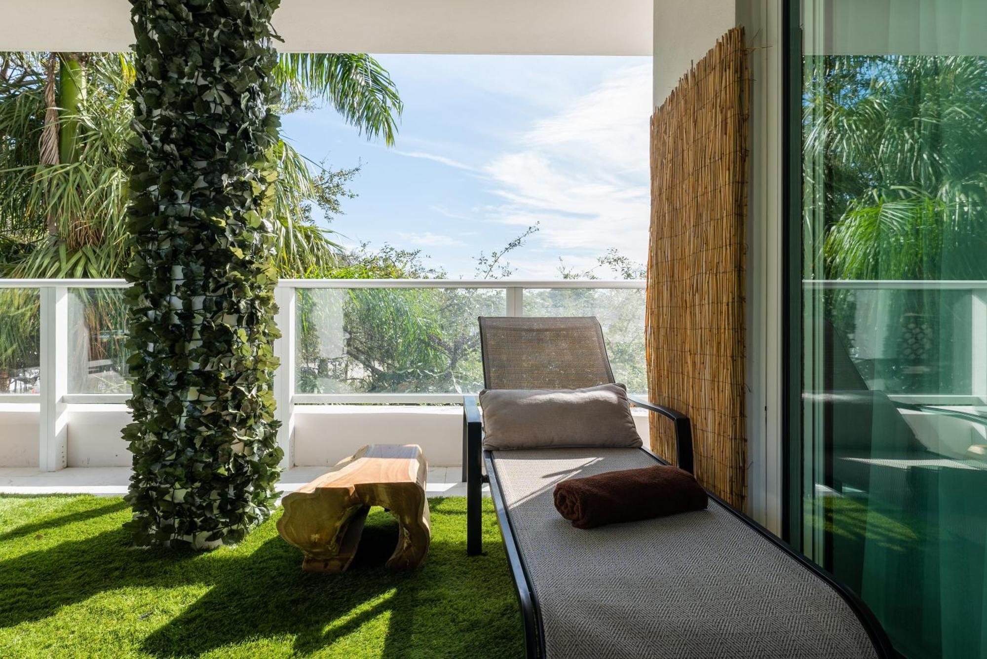 Miami Wood Apart Hotel New 2024 - Private Terrace - Free Garage - Beach 5 Min Холивуд Екстериор снимка